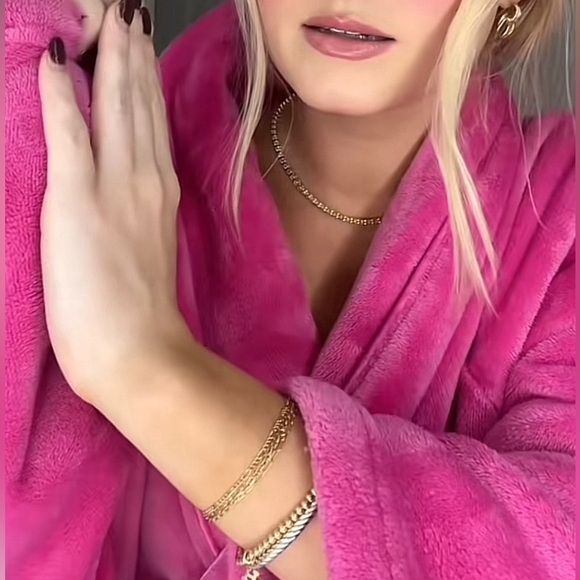 Victoria Secret Robe - Picture 4 of 6